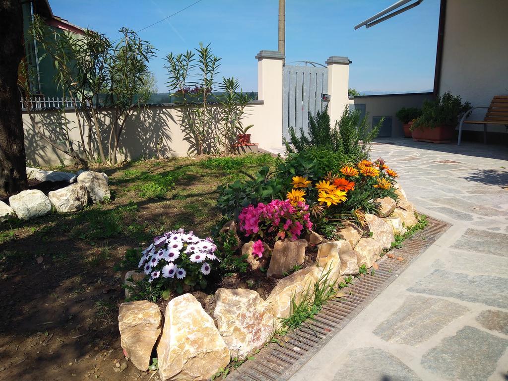 Agliana Appartamento Berlicche מראה חיצוני תמונה